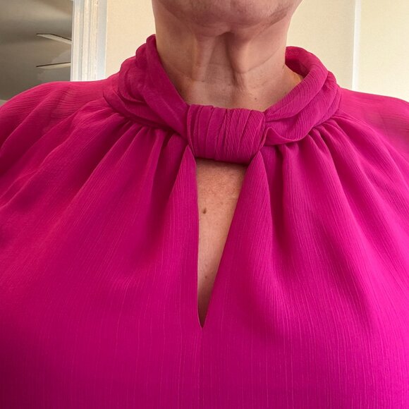 Rachel Rachel Roy Fuchsia Pleated Mock-Neck Blouse – Size 2X - Picture 4 of 9